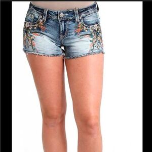 Grace in LA women's light wash mid-rise floral embroidered cutoff stretch denim